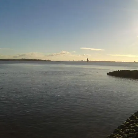 Feriehus Luxus Mit Ueberdachter Terrasse, Lage *